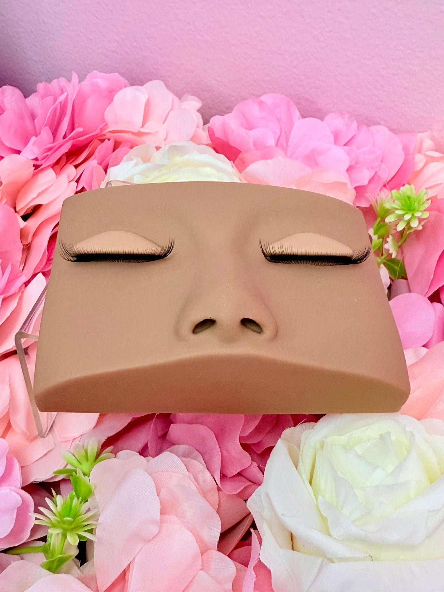 MANNEQUIN HEAD TWO LAYER EYELID