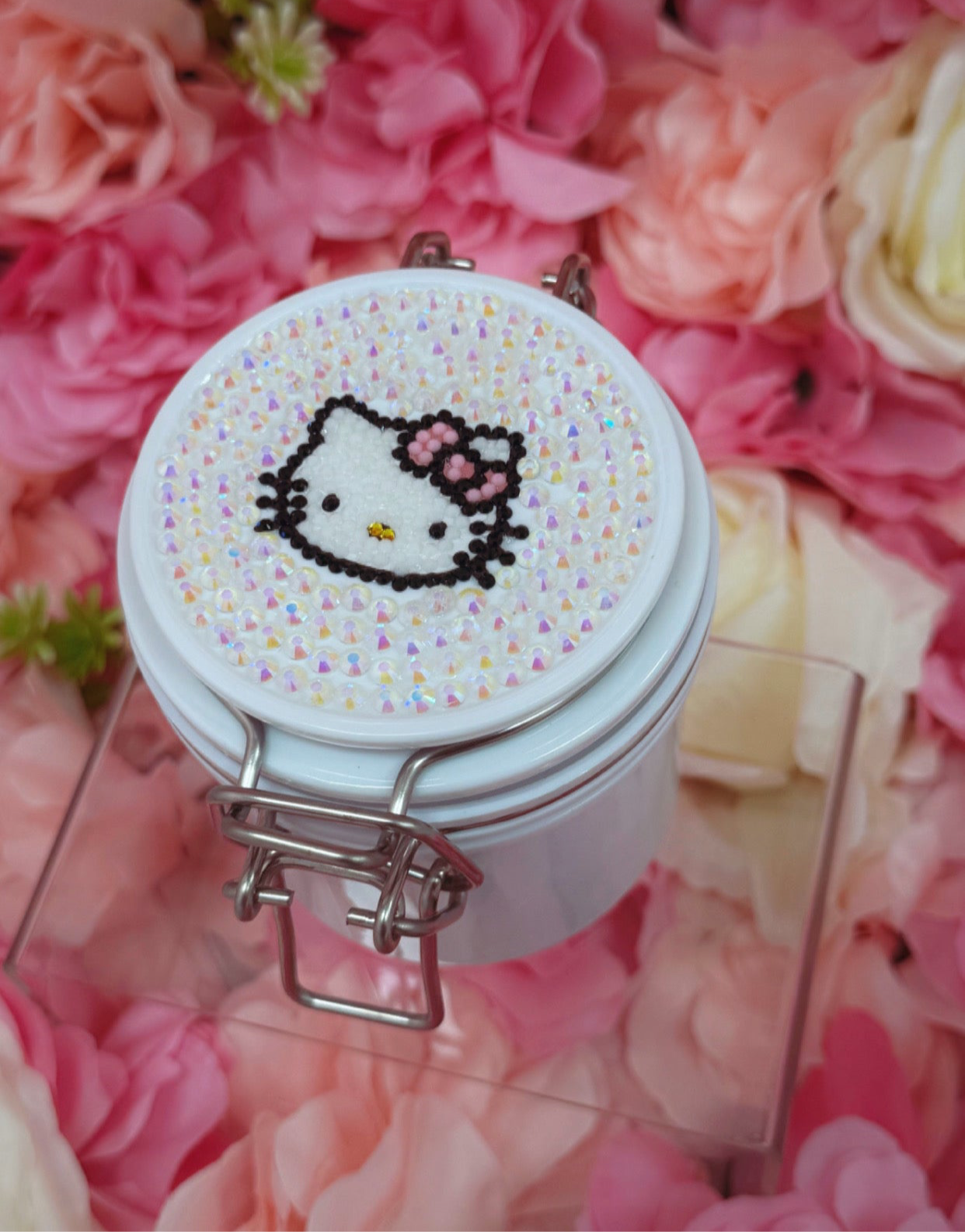 ✨ Hello Kitty Lash Glue Storage ✨