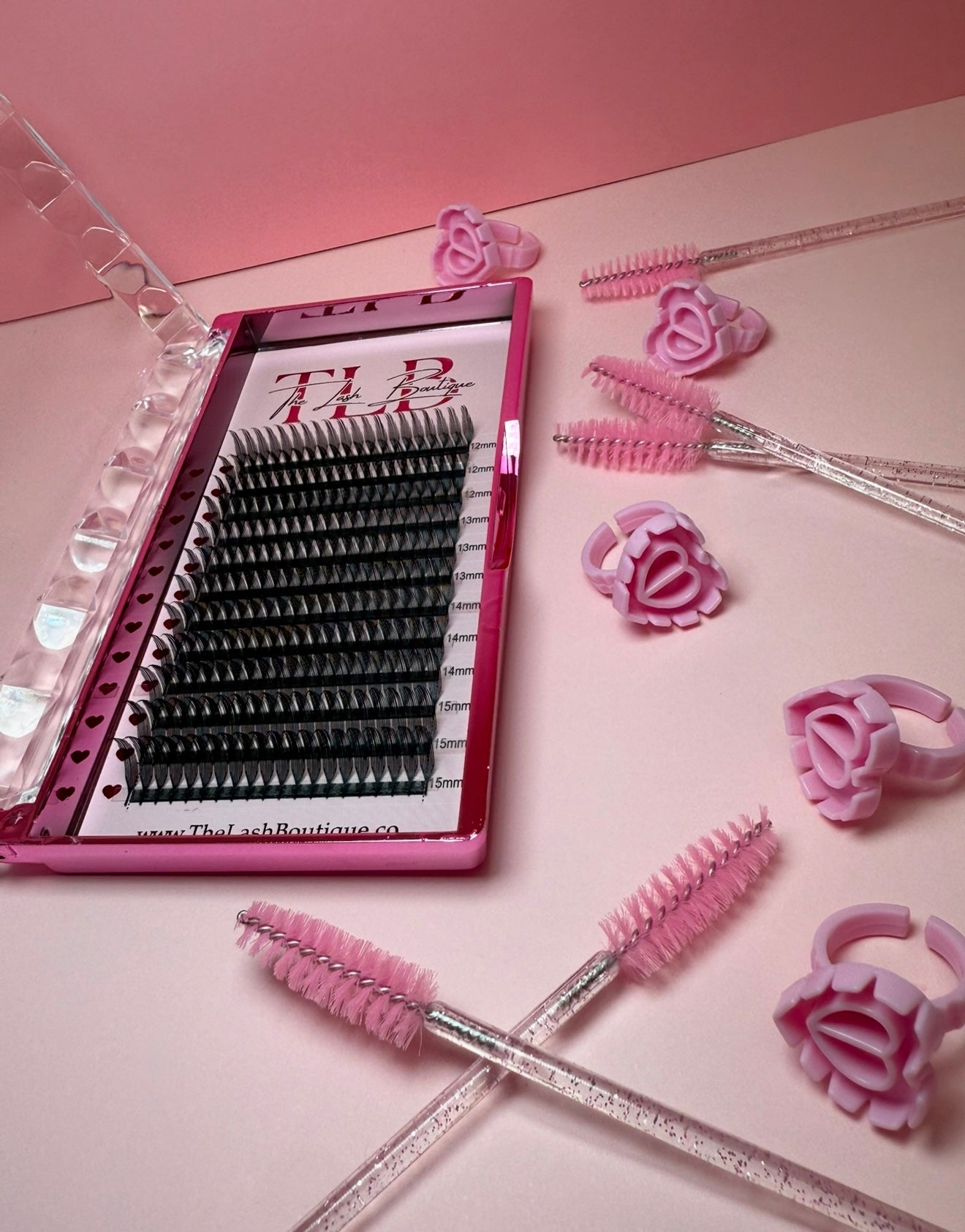 ANIME LASH TRAYS 💗